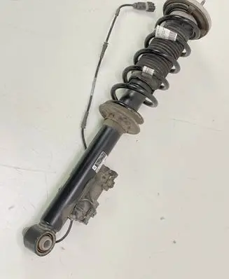 BMW 5 G30 G31 Rear shock absorber/damper 6867354 G30H043VB F4BA5K712WC