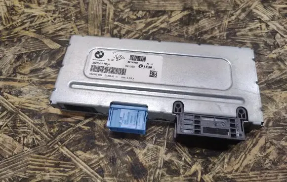 BMW 7 F01 F02 F03 F04 Gateway control module 9219318 091763