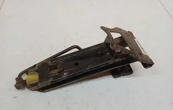 Nissan Micra Lift Jack