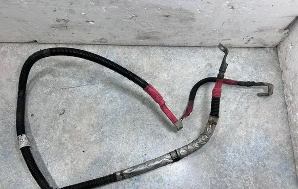 BMW X6 F16 Positive cable (battery) 8516122