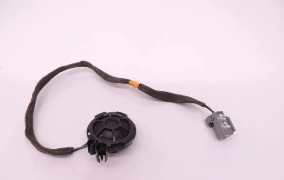 Volvo V50 Front door high frequency speaker 30745915 D47
