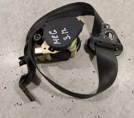 Renault Megane II Rear seatbelt