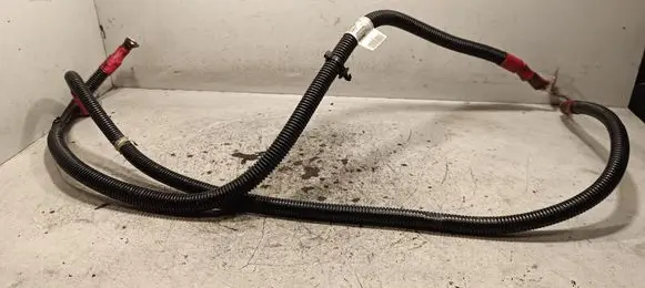 BMW 5 F10 F11 Positive cable (battery) 8512479