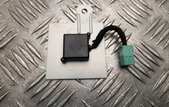 Mazda CX-5 Aerial GPS antenna GLJ166DY0
