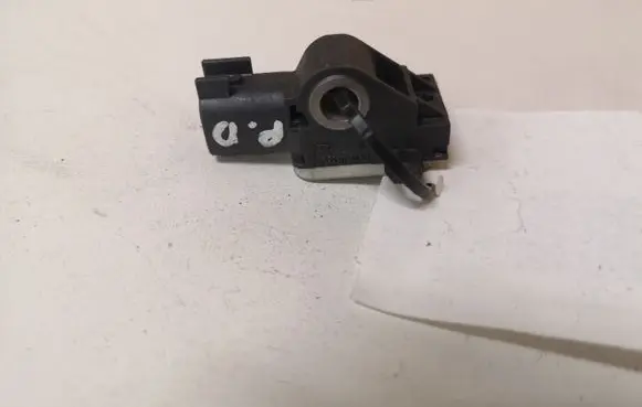 Volvo V70 Airbag deployment crash/impact sensor 31264395 701636110208