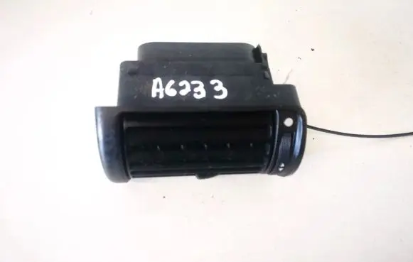 Audi A4 S4 B5 8D Dash center air vent grill 8d1820902