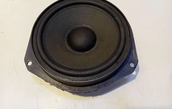 Opel Vectra C Subwoofer speaker 24423552