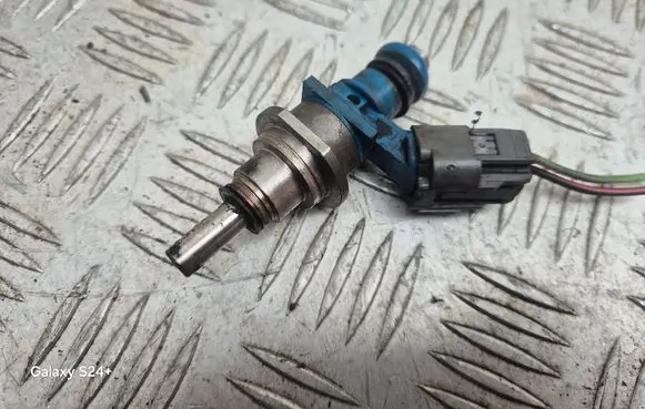 Mazda 6 Fuel injector E7T20271 LF2L