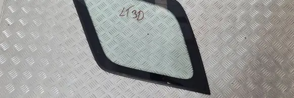 Suzuki Grand Vitara II Rear side window
