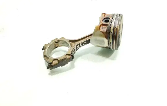 Mitsubishi Carisma Piston with connecting rod 