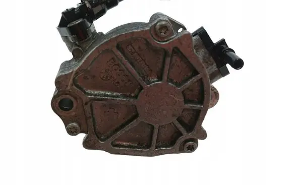 Peugeot Partner Vacuum pump 9804021880