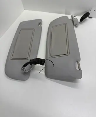 Sun visor