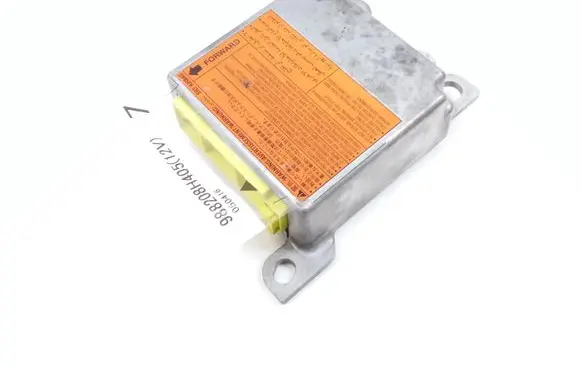 Nissan X-Trail T30 Airbag control unit/module 988208H405