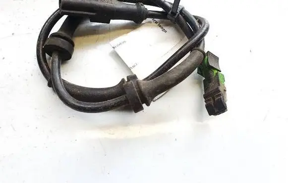 Renault Clio III ABS brake wheel speed sensor 8200419177