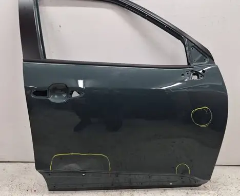 Toyota Yaris Cross Front door