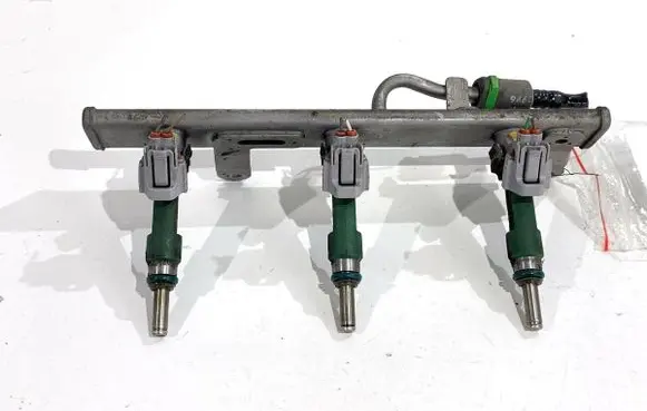 Renault Captur II Fuel main line pipe 175204021R