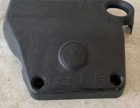 Volkswagen Golf IV Engine cover (trim) 06A103927F