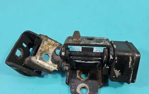 Peugeot 207 Front door hinge set IMPRK1567604