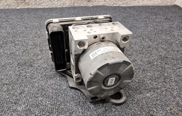 Audi A3 S3 8V ABS Pump 8V0614517C