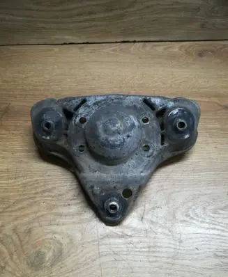 Volkswagen PASSAT B5.5 Coil spring mount 8D0412383
