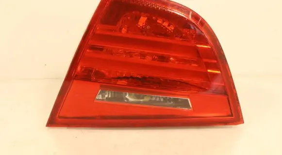 BMW 3 E90 E91 Rear/tail lights 7154156