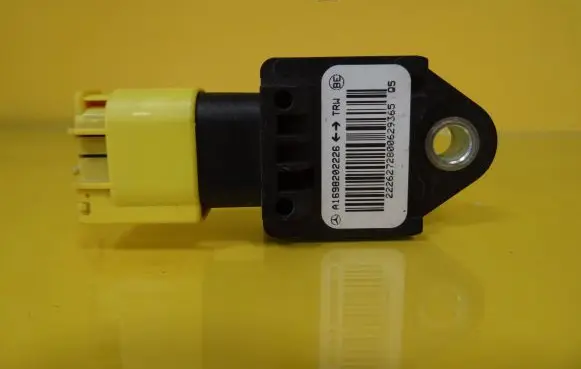 Mercedes-Benz A W169 Airbag deployment crash/impact sensor A1698202226