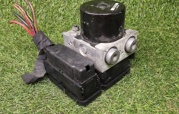 Audi A3 S3 8P ABS Pump 1K0614517BK 1K0907379AP