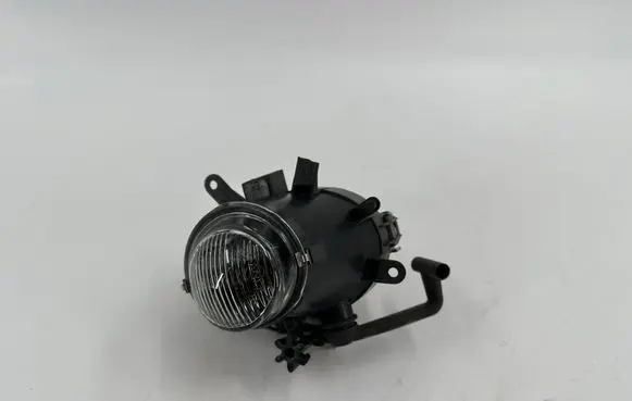 BMW 3 E46 Front fog light 63176911007 6911007