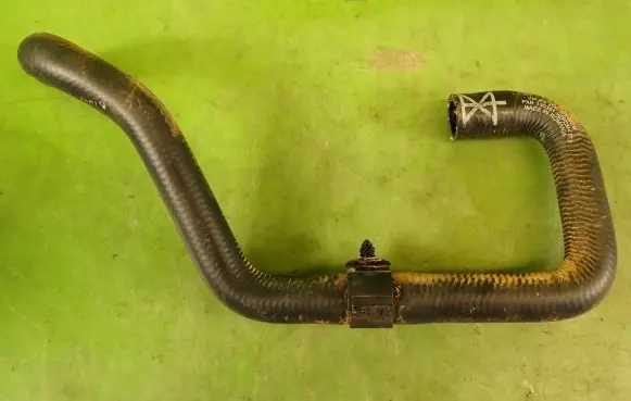 Skoda Octavia Mk4 Engine coolant pipe/hose 5Q0121063M