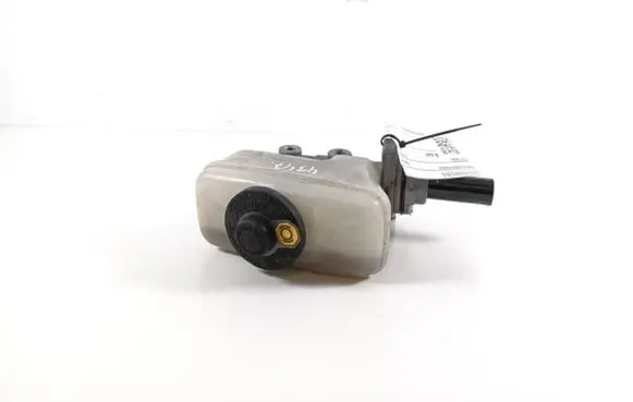 Lexus IS III XE30 Master brake cylinder 4720130822
