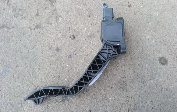 Citroen C3 Accelerator throttle pedal