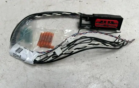 Volvo V50 Front door wiring loom/harness boot 31252640
