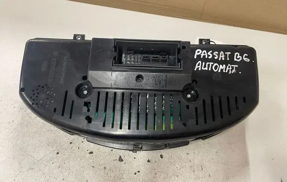 Volkswagen PASSAT B6 Speedometer (instrument cluster) A2C53117396 A2C53042108 3C0920960N