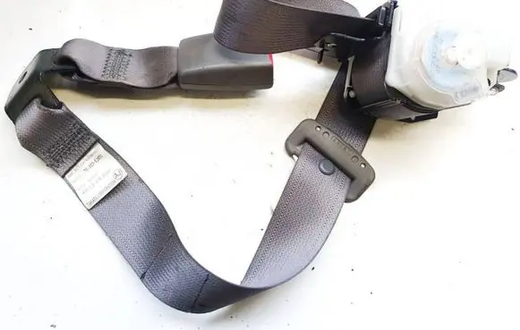 Honda Civic Middle seatbelt (rear) c70236 1037390