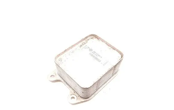 Engine oil radiator
