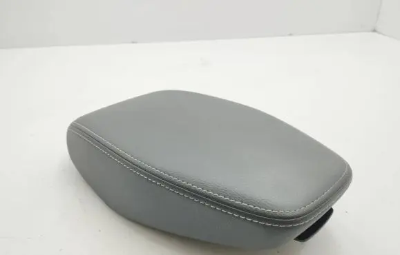 Nissan Juke II F16 Armrest