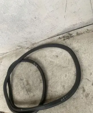 Opel Astra K Rear door rubber seal (on body) 