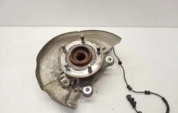 Chrysler Pacifica Front wheel hub 68189018AB