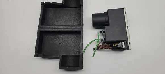 Audi A8 S8 D2 4D Central locking vacuum pump 8L0862257Q