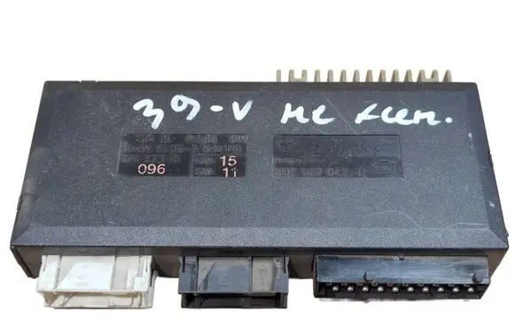 BMW 5 E39 Comfort/convenience module 8372141 61358372141 12037310