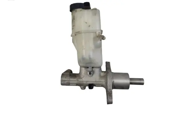 Master brake cylinder