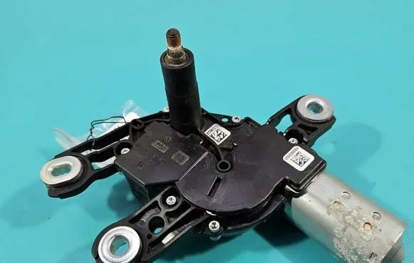 Skoda Rapid (NH) Rear window wiper motor 5F4955711A IMPRK1608671