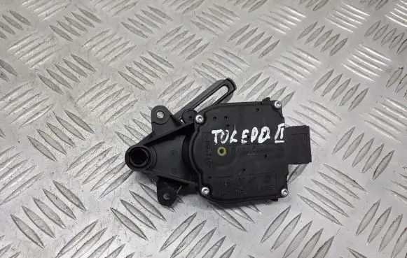 Seat Toledo II (1M) Central body control module 1J0907511