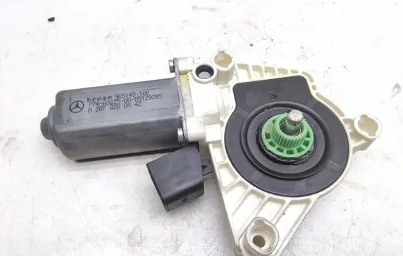 Mercedes-Benz E A207 Front door window regulator motor A2078200442