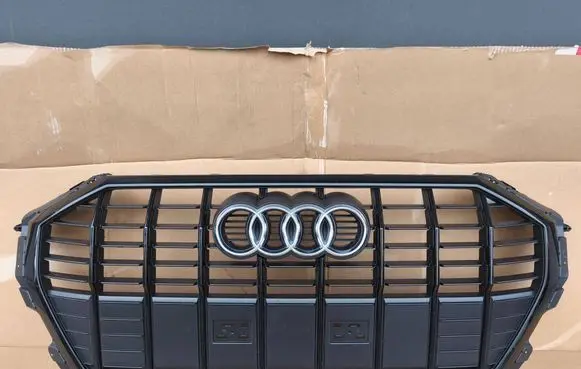 Audi Q3 F3 Front bumper upper radiator grill 83A853651E 83A853651F