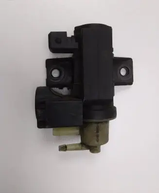 Mercedes-Benz A W176 Turbo solenoid valve 8200790180