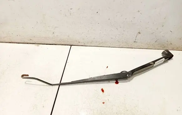 Mitsubishi Lancer X Front wiper blade arm