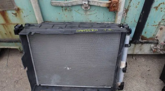 Dacia Sandero III Coolant radiator