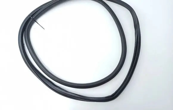 Nissan Navara D23 Rear door rubber seal (on body) 9D300219NTRE