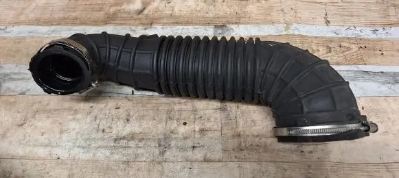 Audi Q5 SQ5 Intercooler hose/pipe 03G129629D 03G129629